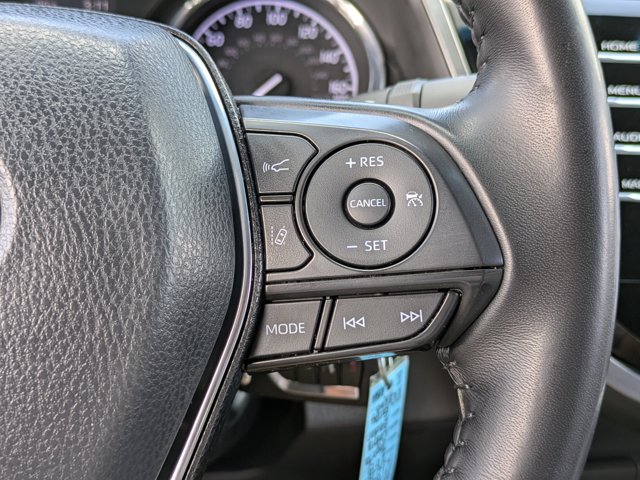2019 Toyota Camry SE photo 22