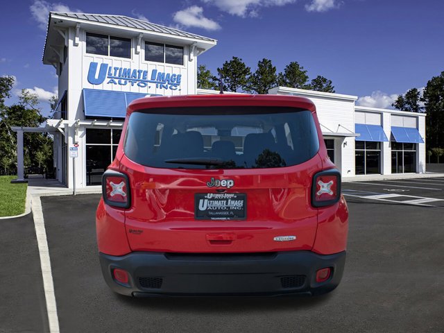 2021 Jeep Renegade Latitude photo 5