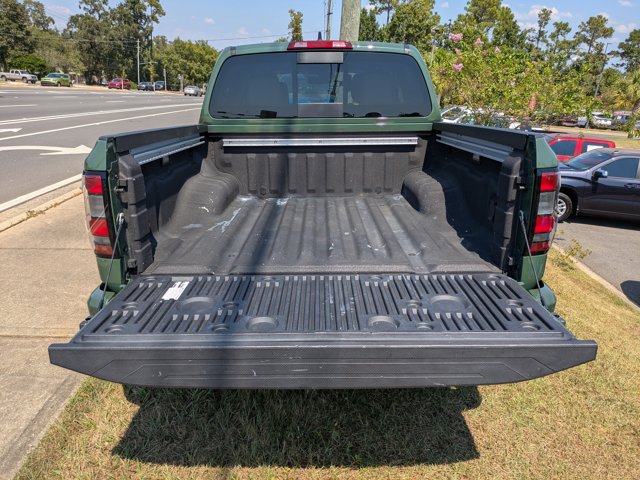 2023 Nissan Frontier Crew Cab SV photo 10