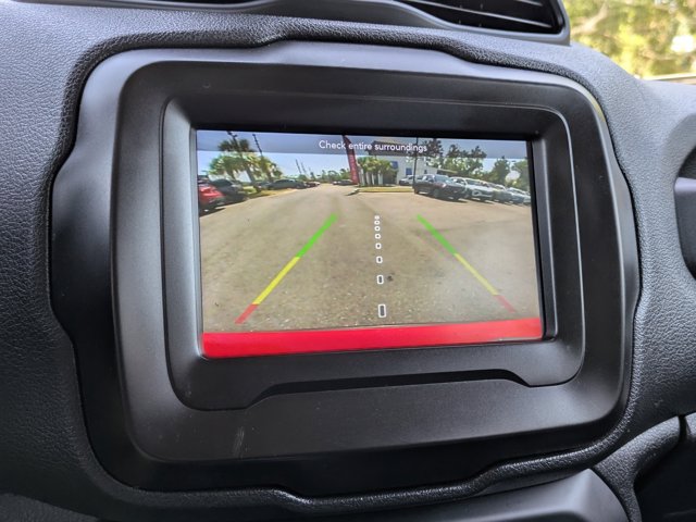 2021 Jeep Renegade Latitude photo 19