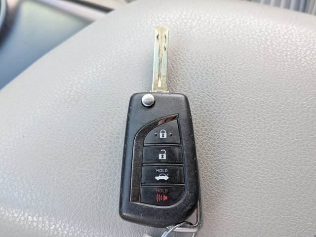 2019 Toyota Camry SE photo 24