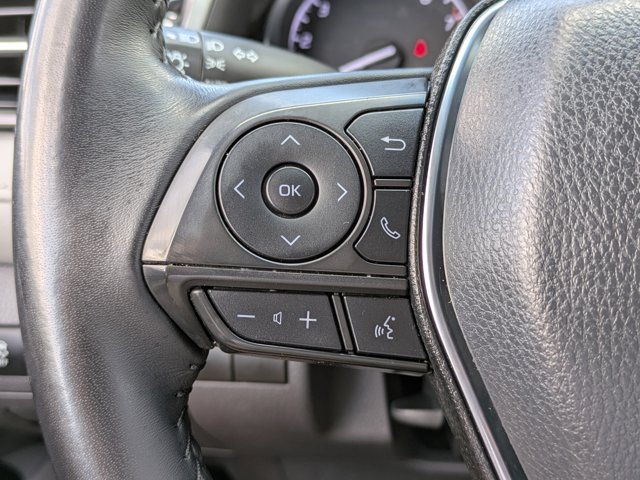 2019 Toyota Camry SE photo 21