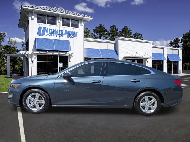 2020 Chevrolet Malibu LS photo 3
