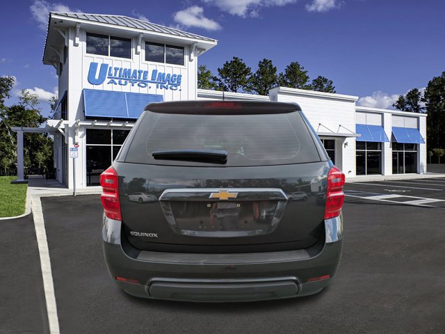 2017 Chevrolet Equinox LS photo 4
