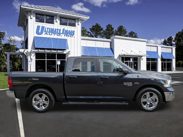 2019 Ram 1500 Classic Big Horn photo 3