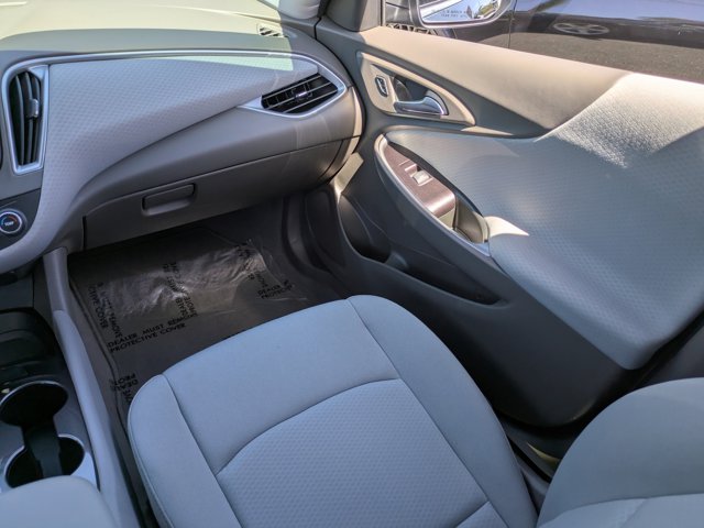 2020 Chevrolet Malibu LS photo 11