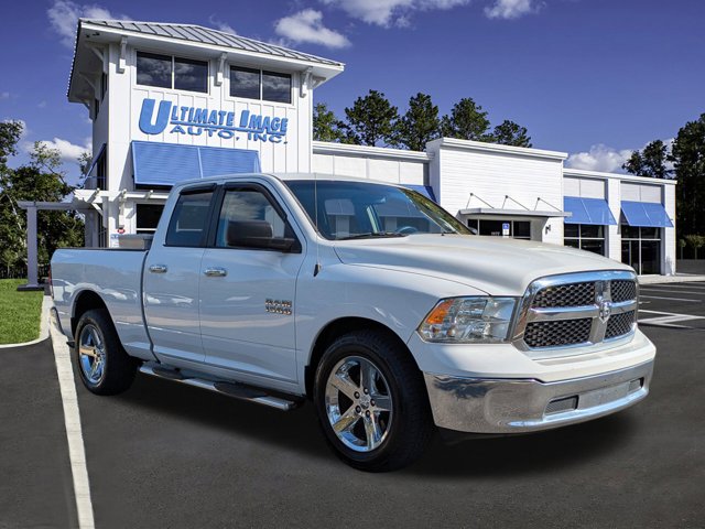 2015 Ram 1500 SLT photo 2