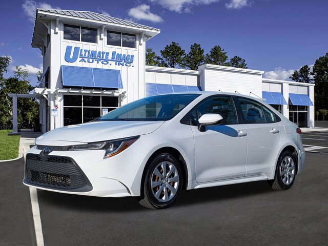 2022 Toyota Corolla LE's photo