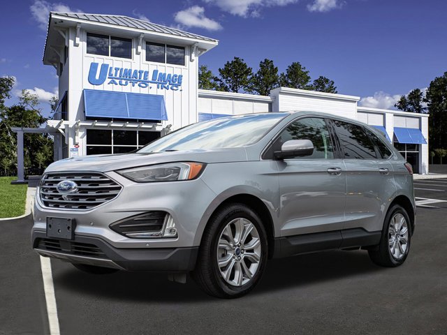 2022 Ford Edge Titanium's photo