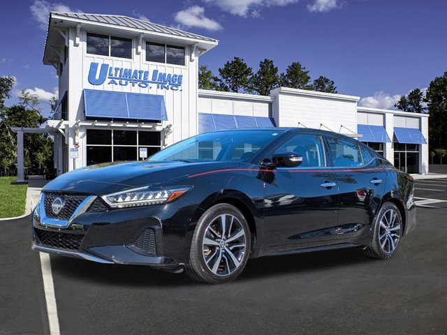 2023 Nissan Maxima SV's photo