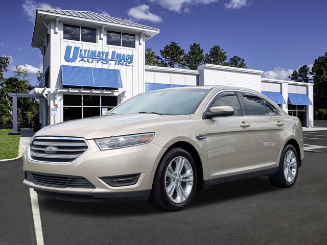 2018 Ford Taurus SEL FWD's photo