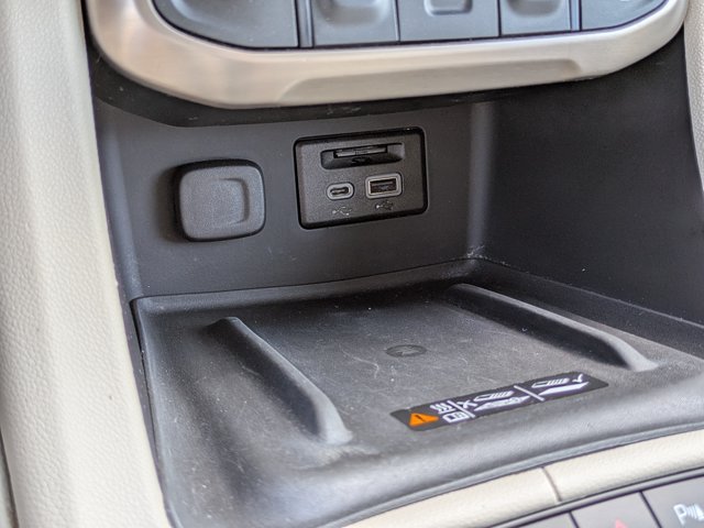 2020 GMC Acadia Denali - Photo 22